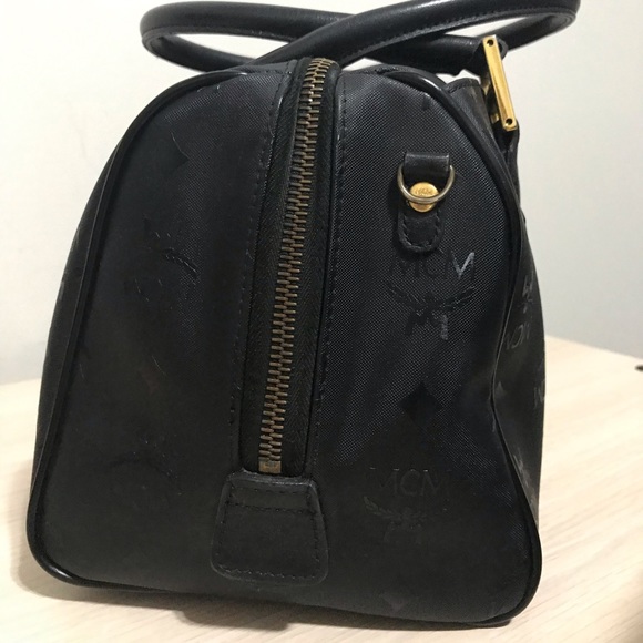 MCM bag🌹 - Picture 9 of 12